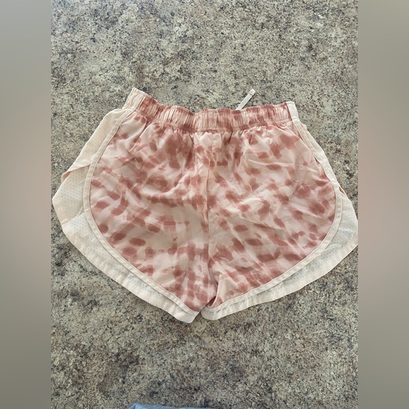 Nike Running Shorts - Picture 3 of 3